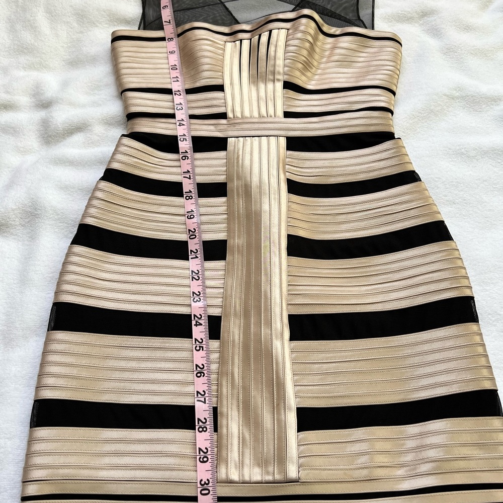 Bcbg beautiful, like new condition mini dress. Wore one. Stretchy fabric. - Picture 4 of 10